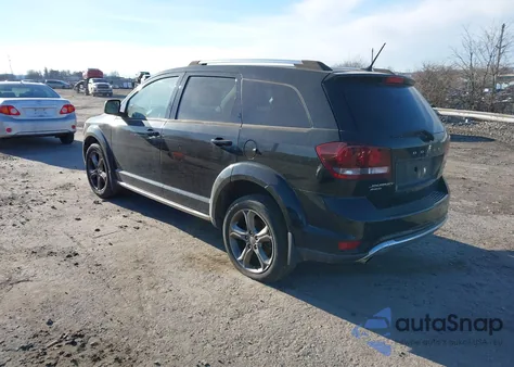 2016 Dodge Journey Crossroad Plus z USA, uszkodzony, nr VIN 3C4PDDGG5GT210815